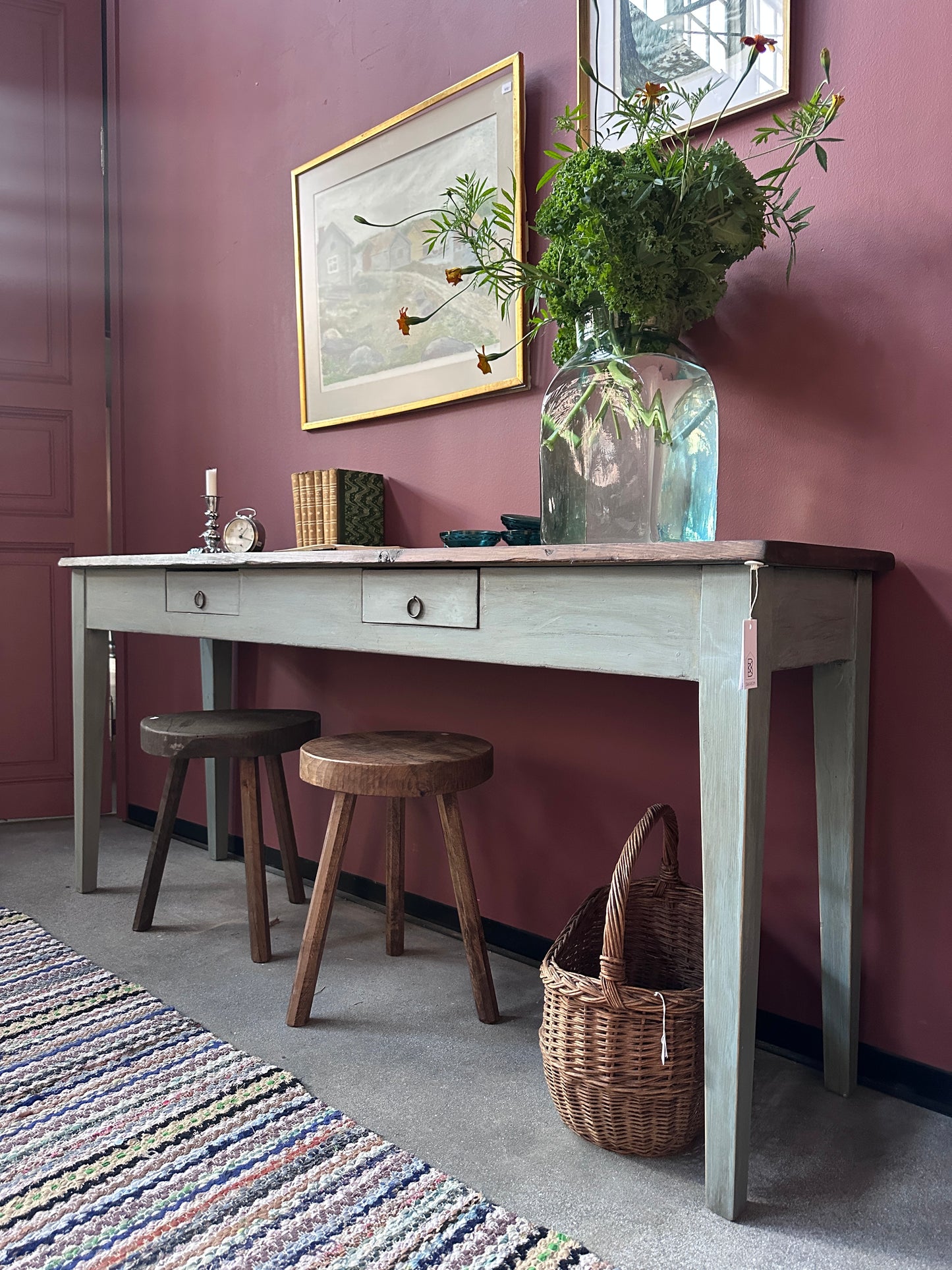 sideboard i gråblå nyans