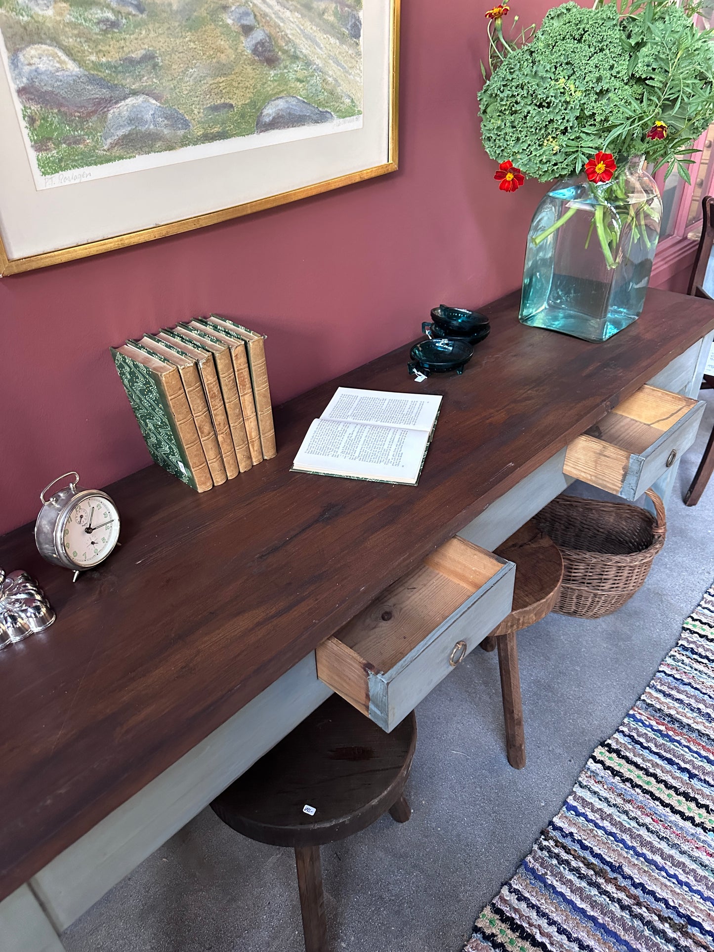 sideboard i gråblå nyans