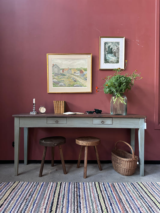 sideboard i gråblå nyans