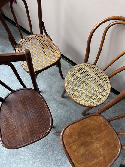 4 st olika stolssitsar. Bild tagen uppifrån. 